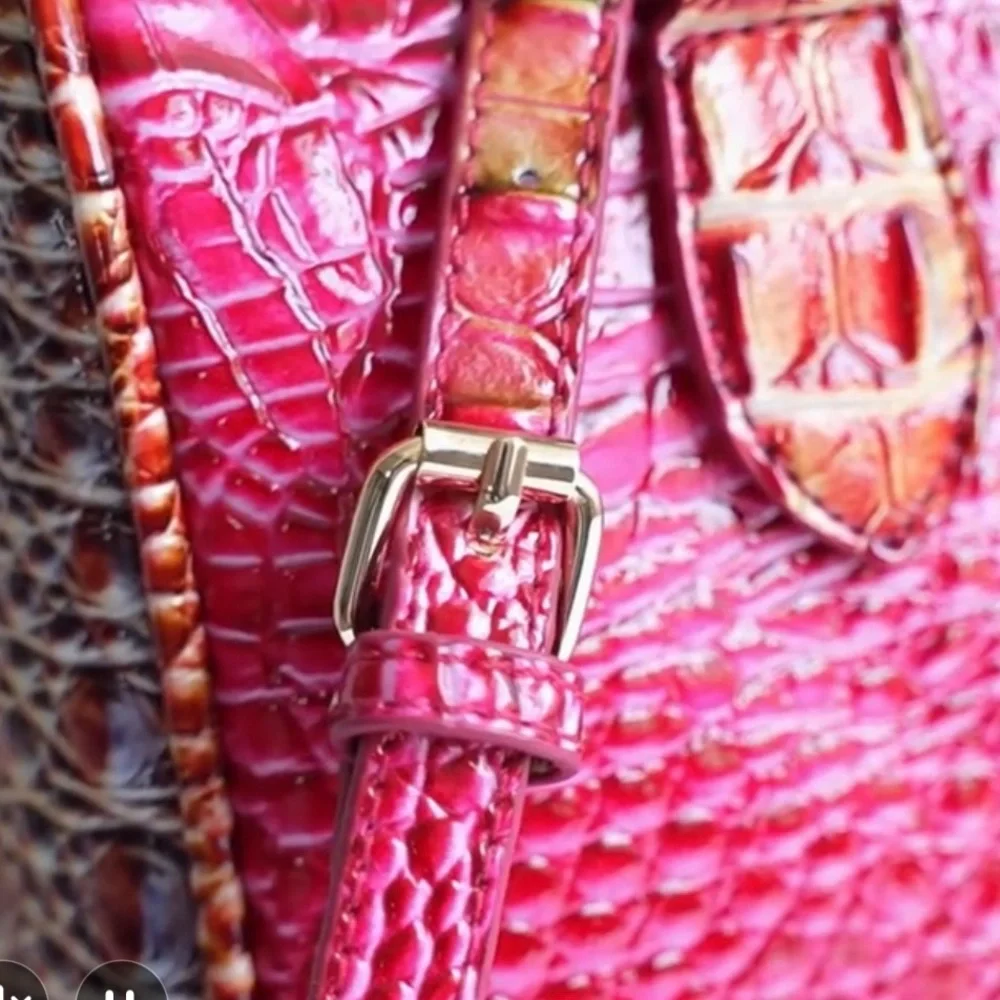 Luxury Crocodile Pattern Handbag, Classic Boston Bag Style